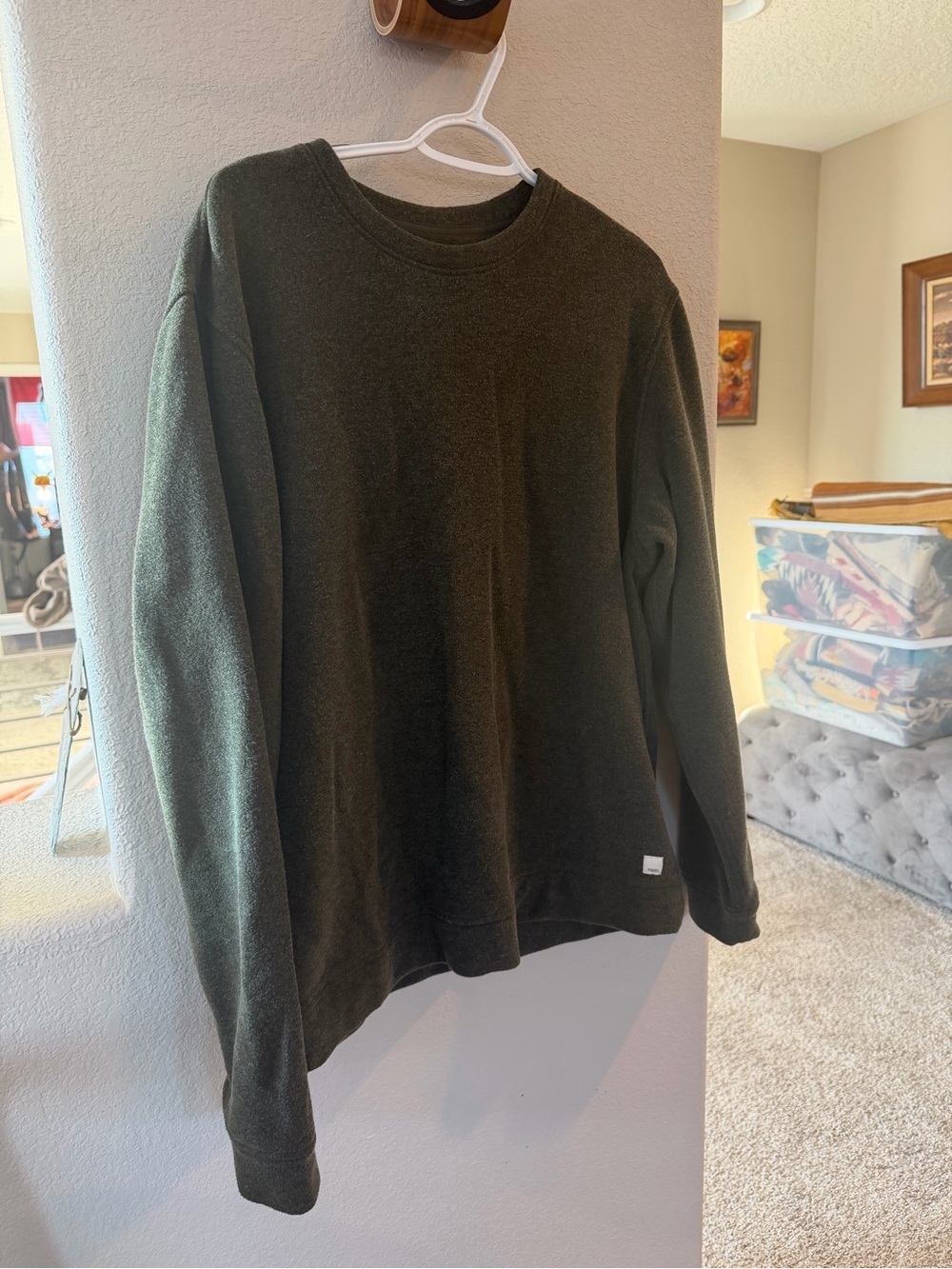 Vuori Olive Green Crewneck Sweater